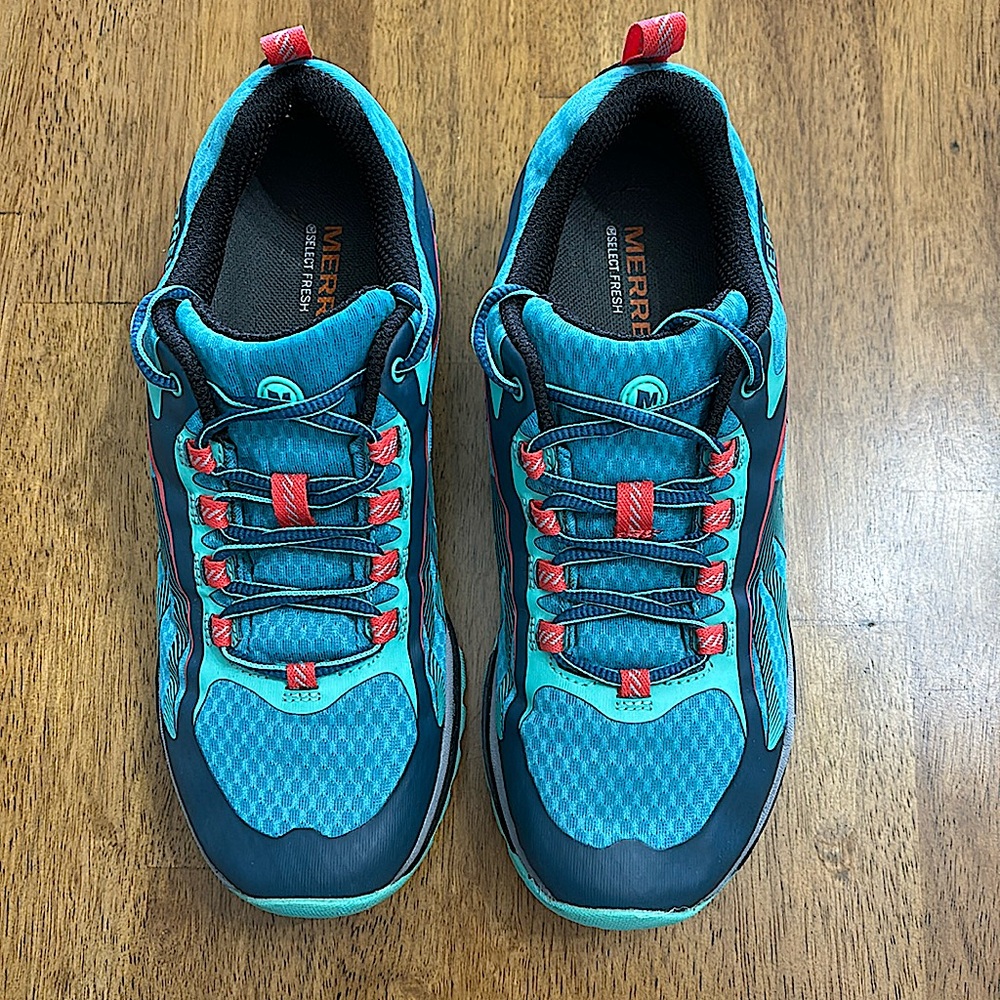 Merrell Blue and Red Women's Sneakers